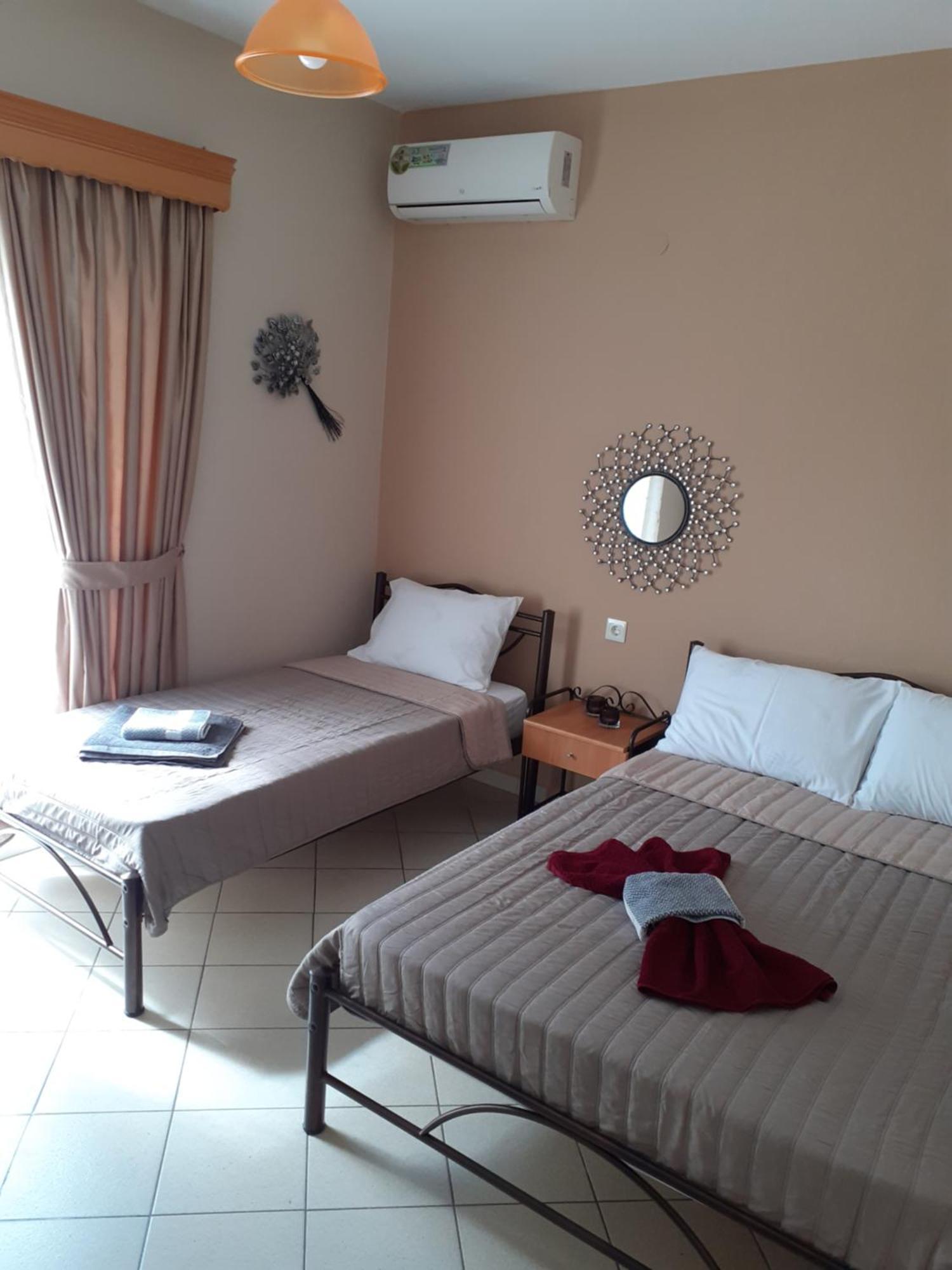 Chrysafis Apartments Vrasná Dış mekan fotoğraf