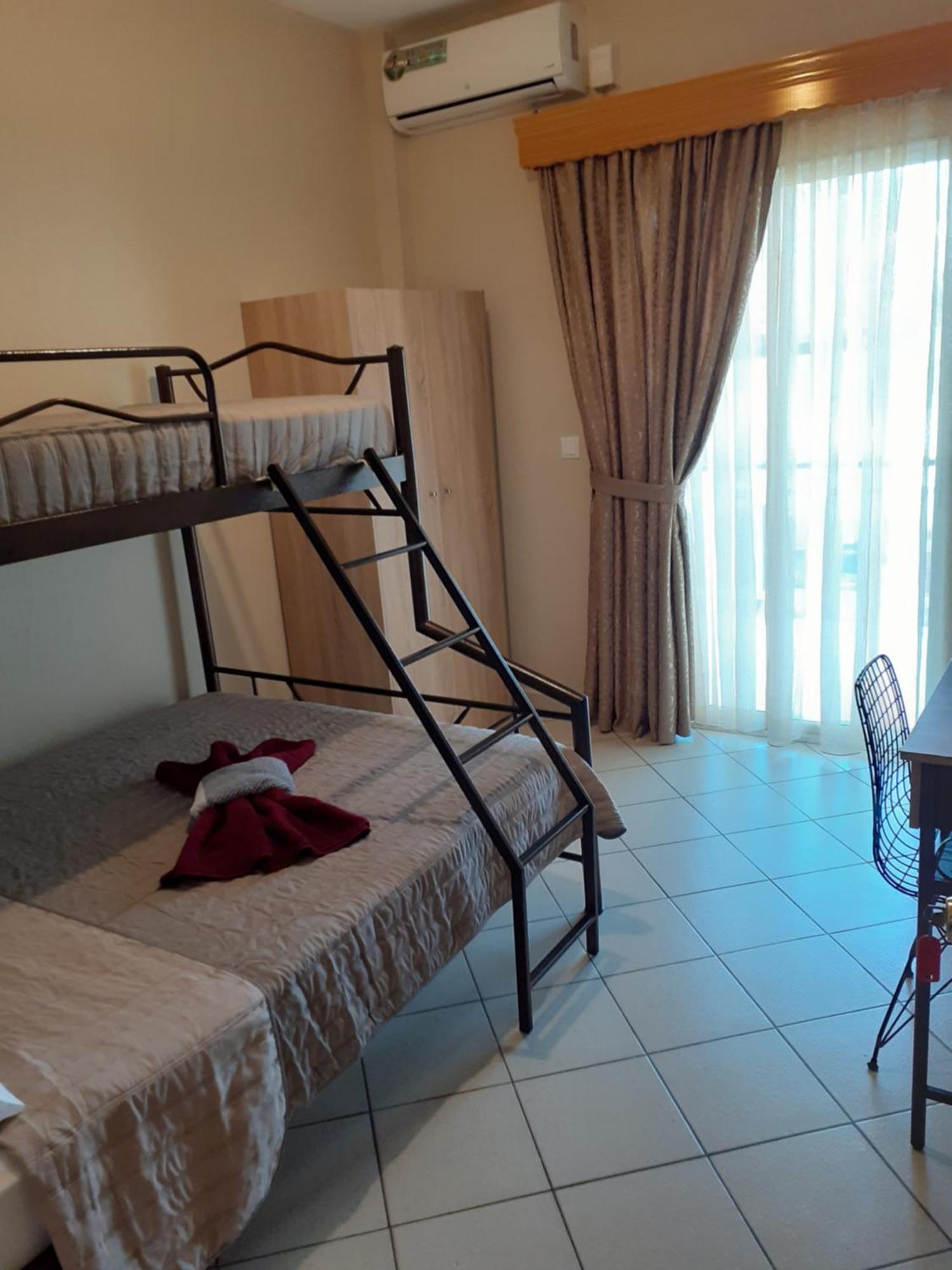 Chrysafis Apartments Vrasná Dış mekan fotoğraf